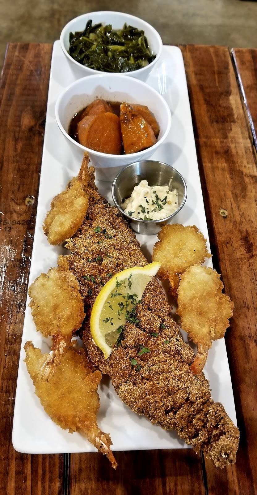 Kendall Karsen’s Upscale Soul Food | restaurant | 3939 S Polk St #305, Dallas, TX 75224, USA | 2143762171 OR +1 214-376-2171