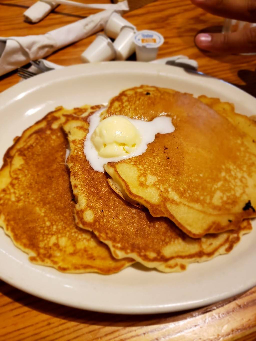 Cracker Barrel Old Country Store | restaurant | 14765 North Fwy, Houston, TX 77090, USA | 2818720809 OR +1 281-872-0809