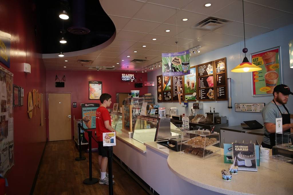 Ben & Jerrys | bakery | 1860 Tower Dr, Glenview, IL 60026, USA | 8476578474 OR +1 847-657-8474
