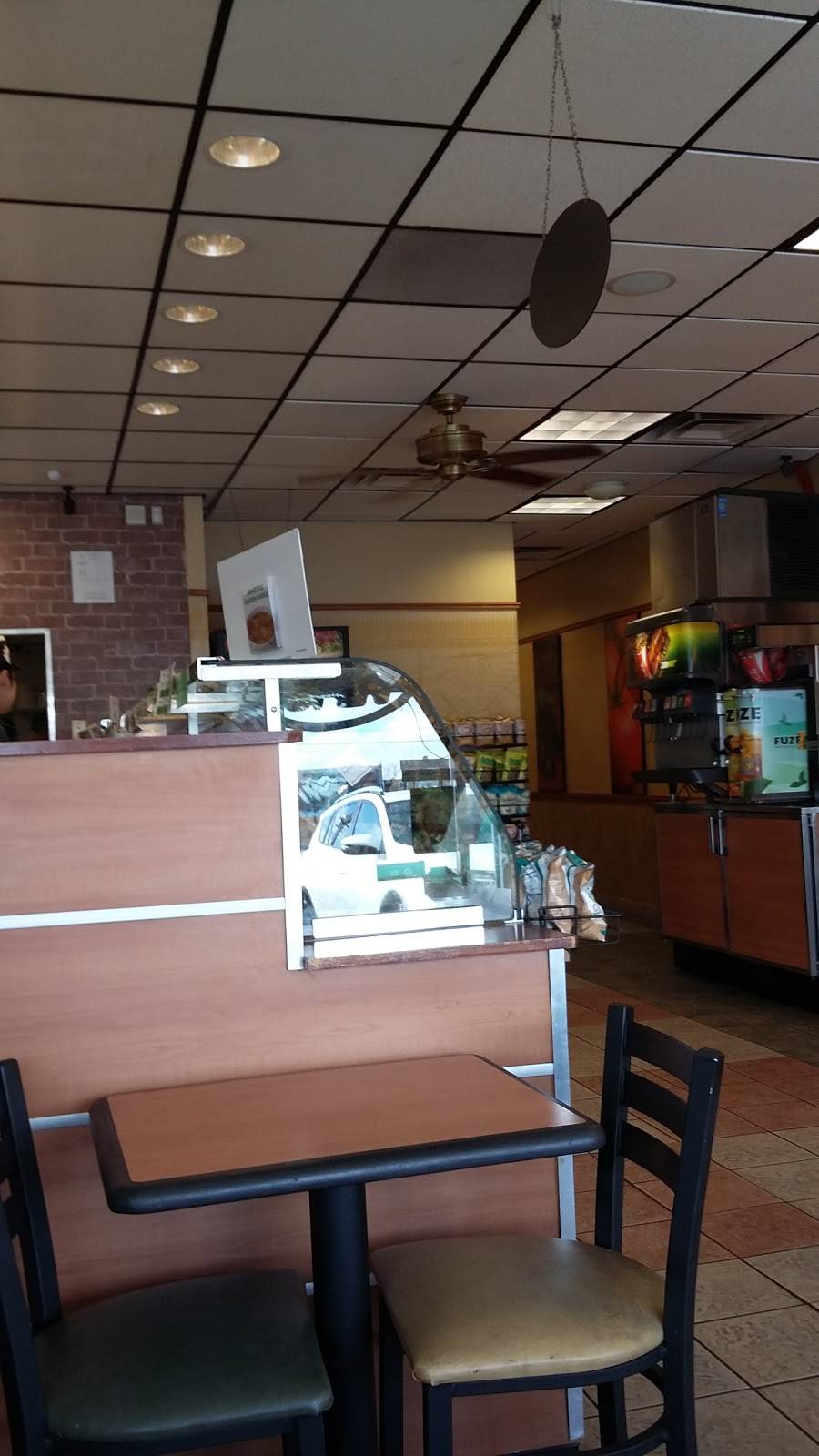 Subway | meal takeaway | 931 Old Coors Dr SW, Albuquerque, NM 87121, USA | 5058392616 OR +1 505-839-2616