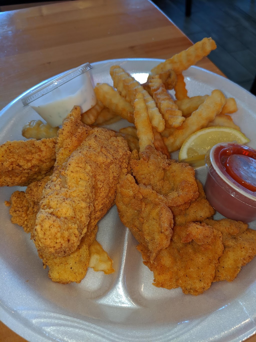 Vics | restaurant | 804 Chantilly St, Laurel, MS 39440, USA | 6016497832 OR +1 601-649-7832