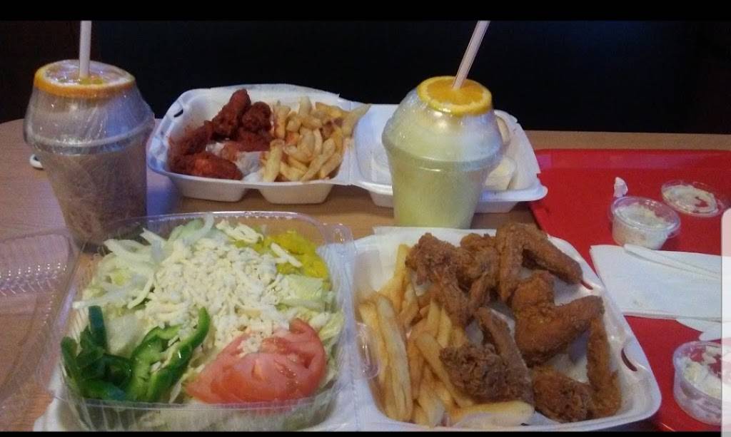 Famous Steak & Lemonade | restaurant | 5880 N Michigan Rd, Indianapolis, IN 46228, USA | 3172542222 OR +1 317-254-2222