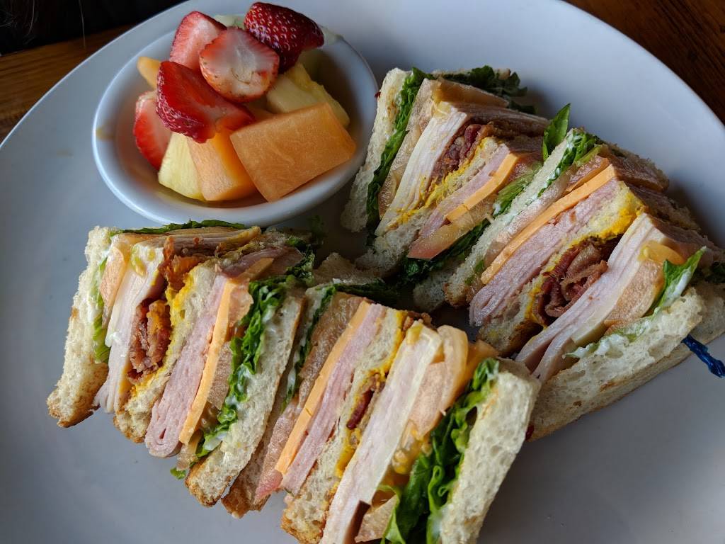 Flames Eatery & Bar | restaurant | 88 S 4th St suite#150, San Jose, CA 95112, USA | 4089711960 OR +1 408-971-1960