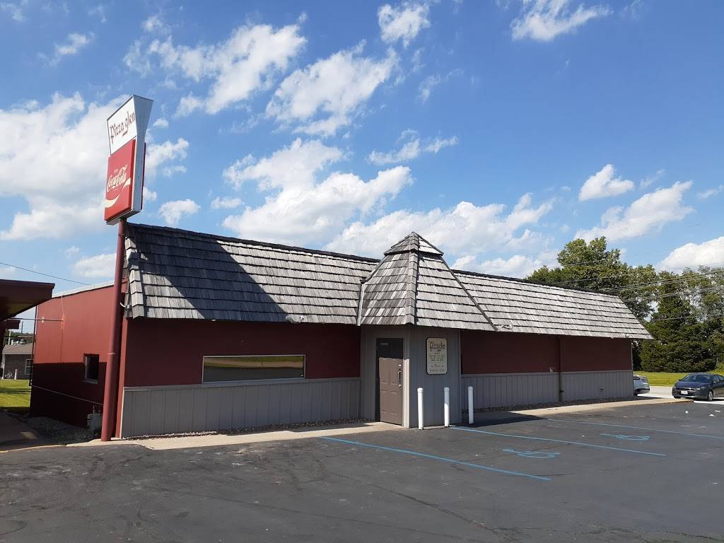 Pizza Glen | restaurant | 205 E Rives Rd, Clinton, MO 64735, USA | 6608858021 OR +1 660-885-8021