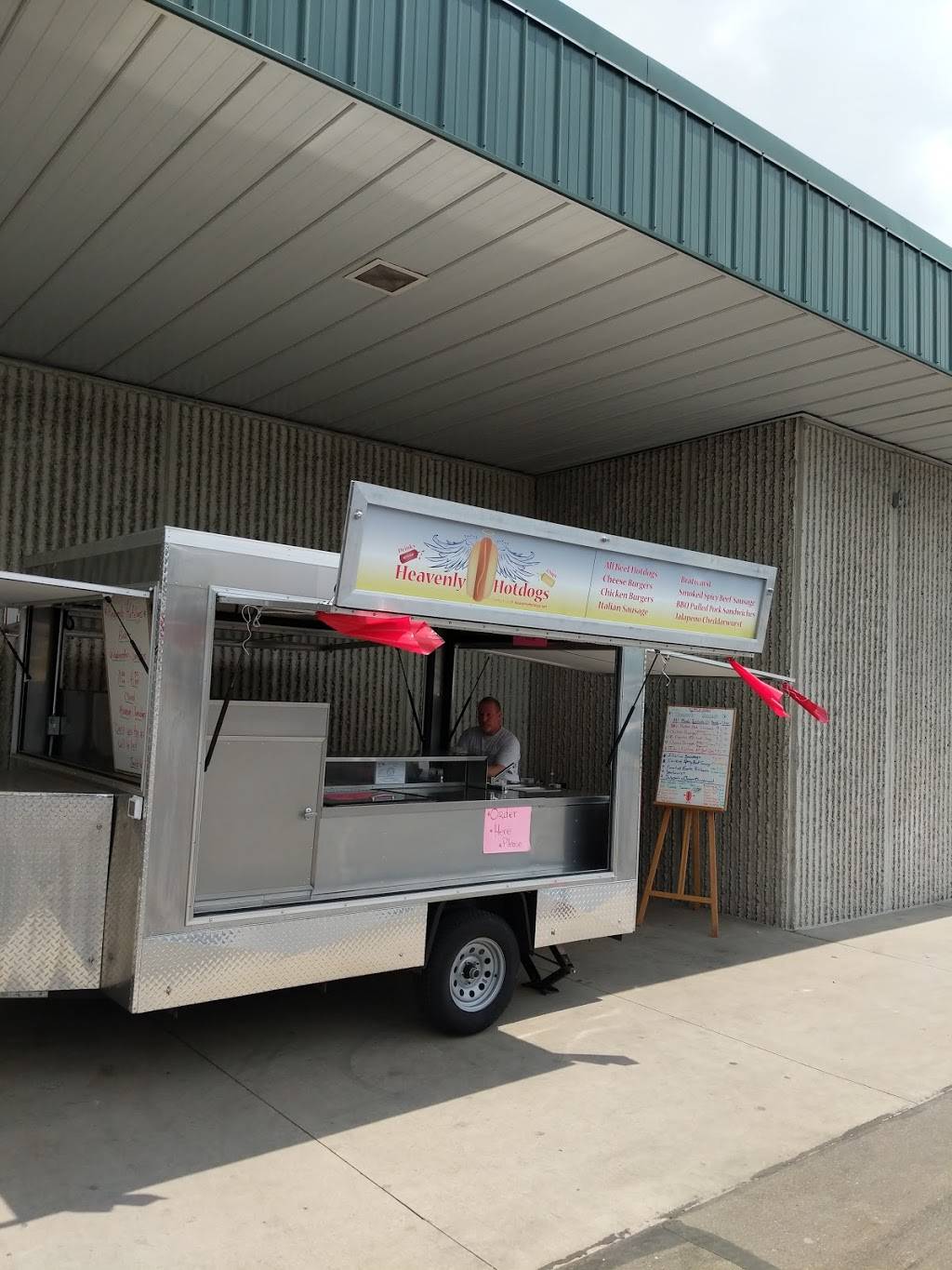 Heavenly Hotdogs - Miamisburg | restaurant | 8480 N Springboro Pike, Miamisburg, OH 45342, USA | 5138504951 OR +1 513-850-4951