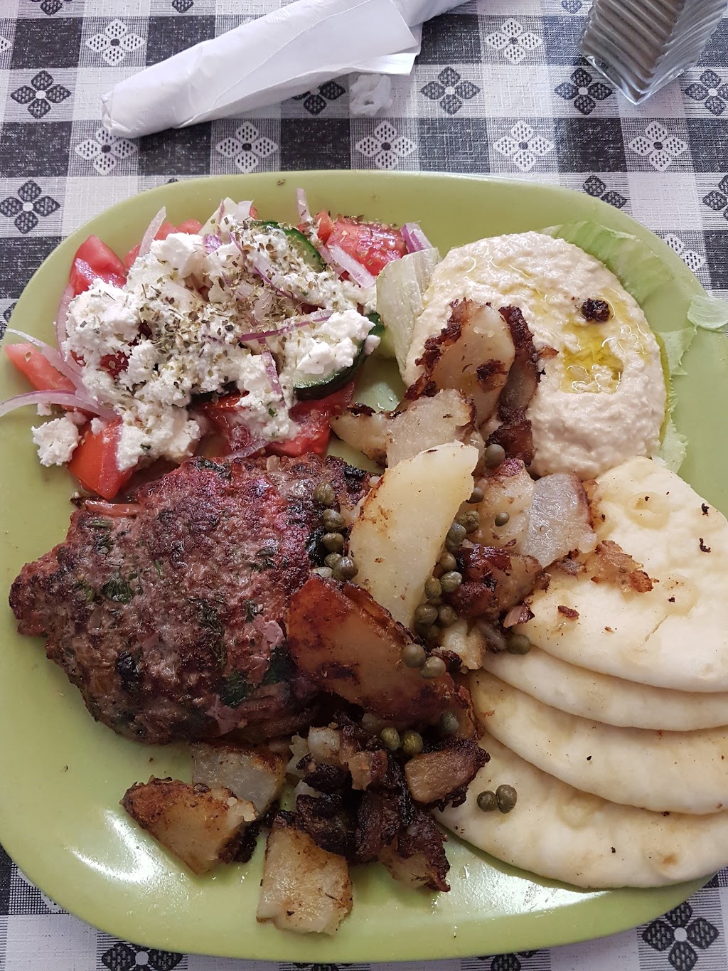 Colonels Delicatessen | restaurant | 4809 Newcom Ave # 2, Knoxville, TN 37919, USA | 8655888481 OR +1 865-588-8481