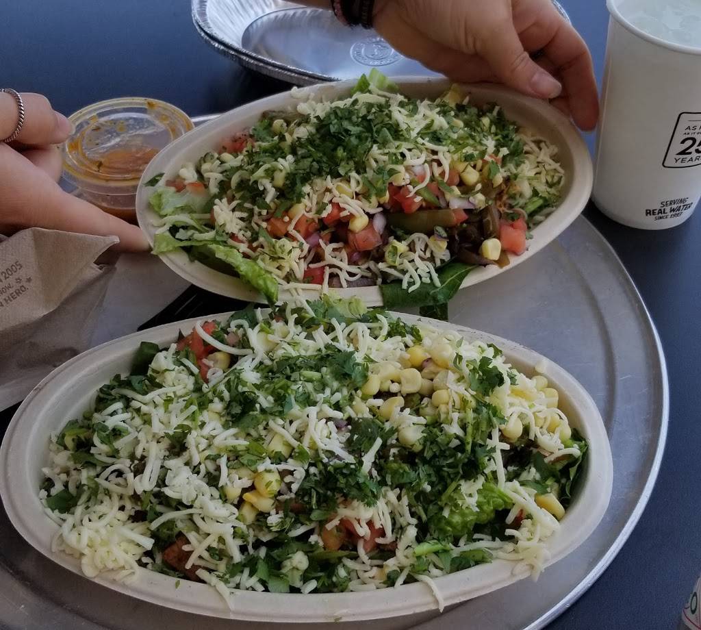 Chipotle Mexican Grill | restaurant | 909 E W Whitestone Blvd Ste A, Cedar Park, TX 78613, USA | 5126902563 OR +1 512-690-2563