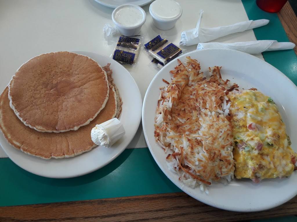 Spring House Restaurant | restaurant | 16441 Main St, Hesperia, CA 92345, USA | 7609492441 OR +1 760-949-2441