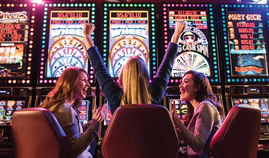 River Bend Casino And Hotel | restaurant | 100 Jackpot Pl, Wyandotte, OK 74370, USA | 9186784946 OR +1 918-678-4946