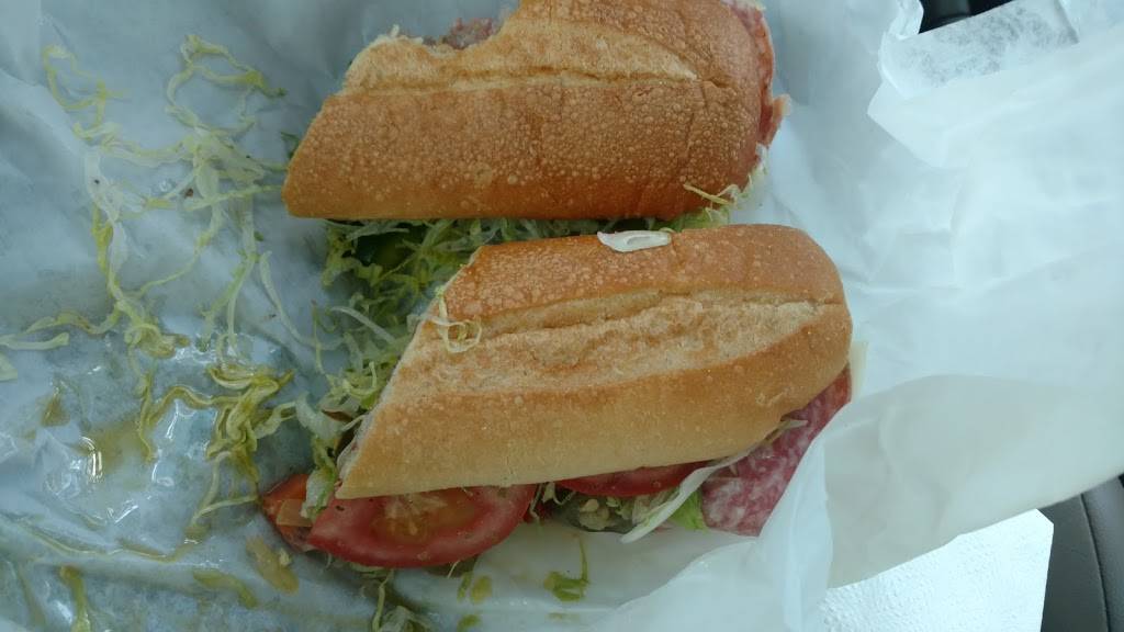 Mikes Pizza & Deli Station | restaurant | 13560 49th St N, Clearwater, FL 33762, USA | 7275724888 OR +1 727-572-4888