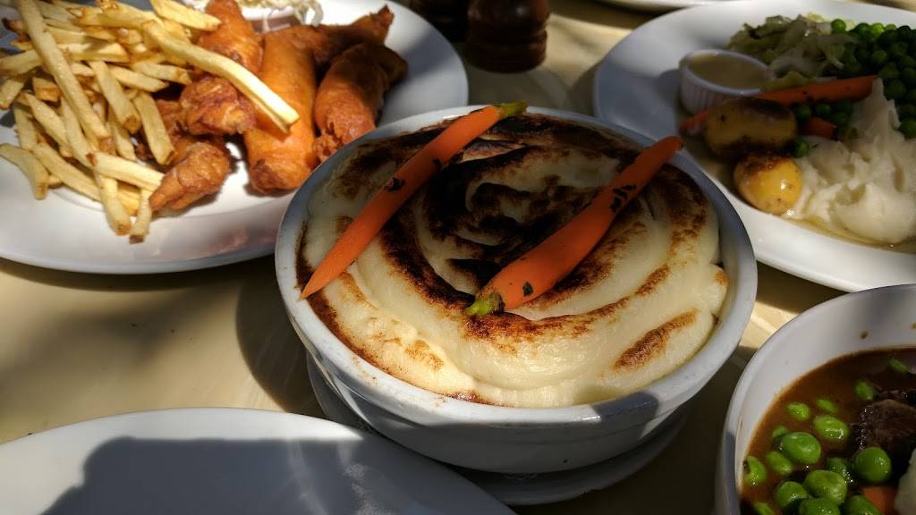 Muldoons Irish Pub | restaurant | 202 Newport Center Dr, Newport Beach, CA 92660, USA | 9496404110 OR +1 949-640-4110