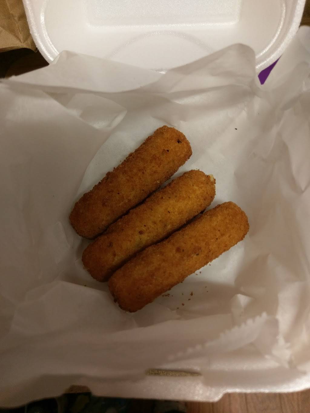 Ravello Pizzeria | restaurant | 5718, 4900 E Bay Dr, Clearwater, FL 33764, USA | 7275362800 OR +1 727-536-2800