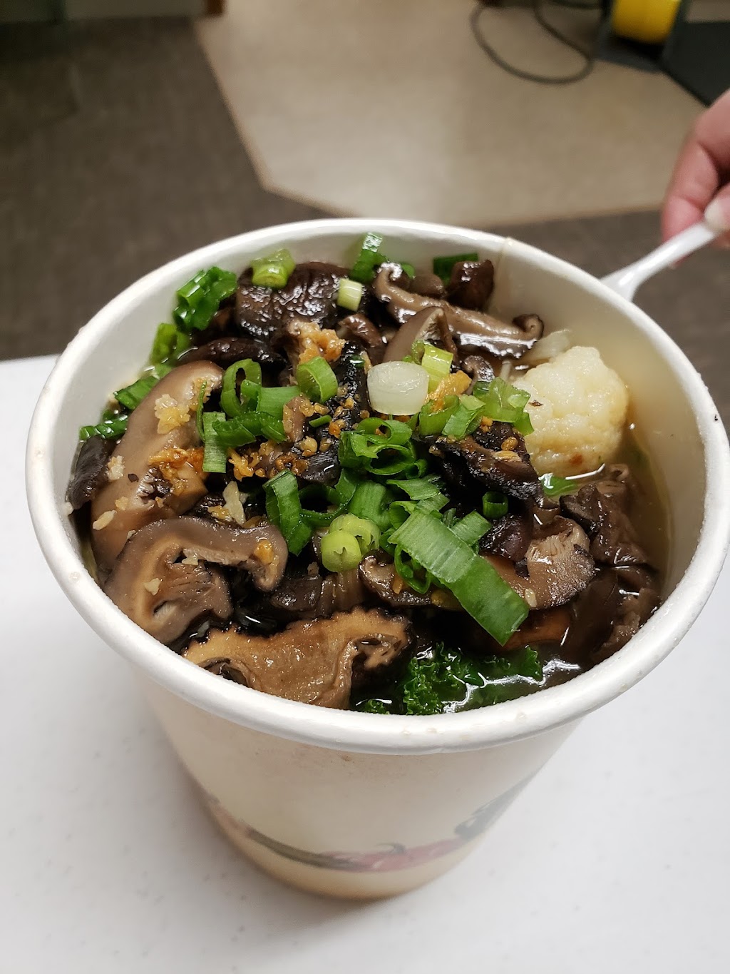 Eatwell Organic Noodle | restaurant | 2465 US-101, Florence, OR 97439, USA | 5419612522 OR +1 541-961-2522