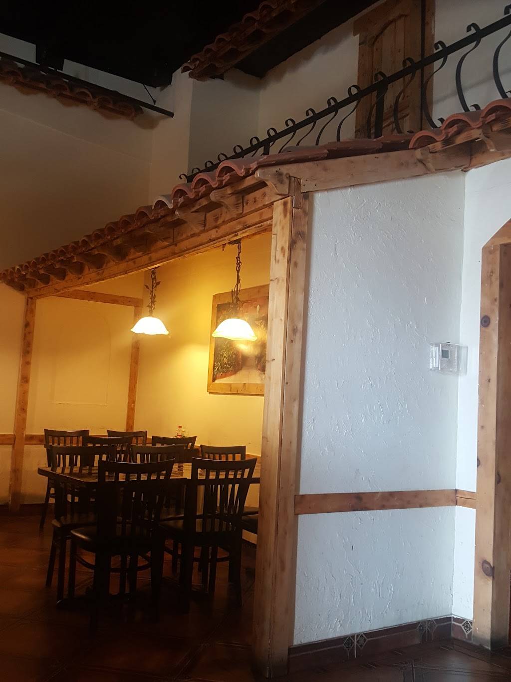 Los Abuelos Mexican Restaurant | restaurant | 127 Booneville, Natchez Trace Pkwy, Booneville, MS 38829, USA | 6627280405 OR +1 662-728-0405