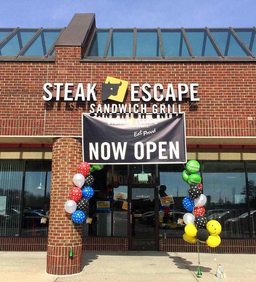 Steak Escape | restaurant | 2440 Lake Cir Dr, Indianapolis, IN 46268, USA | 3178205411 OR +1 317-820-5411