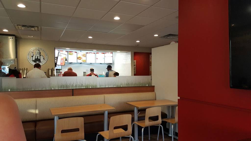 Wendys | restaurant | 1321 Sycamore Rd, DeKalb, IL 60115, USA | 8157563400 OR +1 815-756-3400