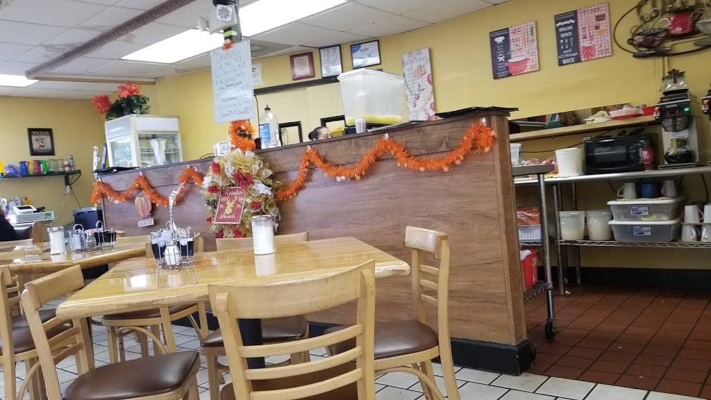 The Kountry Kitchen | restaurant | 514 US-41, Ruskin, FL 33570, USA | 8136417444 OR +1 813-641-7444