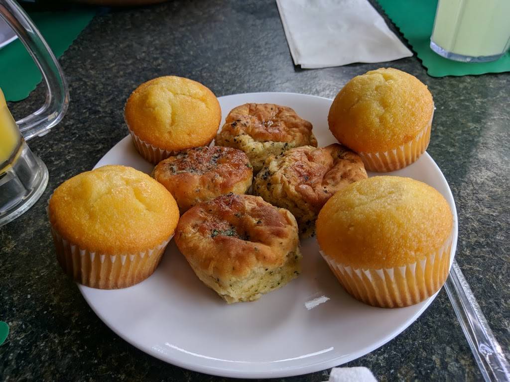 C.J. Cannons | restaurant | 3414 Cherokee Dr, Vero Beach, FL 32960, USA | 7725677727 OR +1 772-567-7727