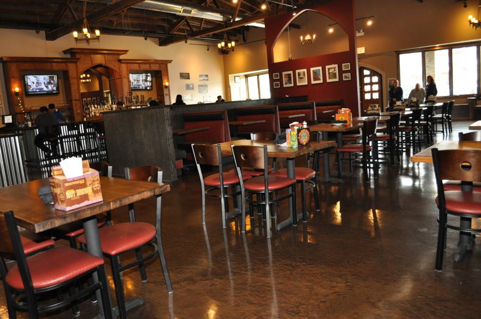 Horse Thief Hollow | restaurant | 10426 S Western Ave, Chicago, IL 60643, USA | 7737792739 OR +1 773-779-2739