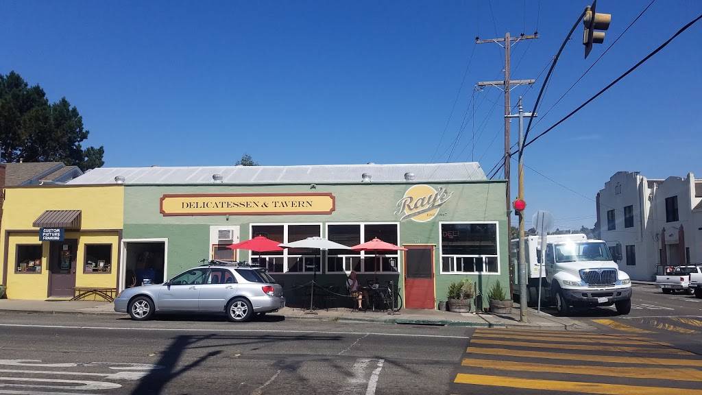 RAYS DELICATESSEN & TAVERN | restaurant | 900 Western Ave, Petaluma, CA 94952, USA | 7077629492 OR +1 707-762-9492