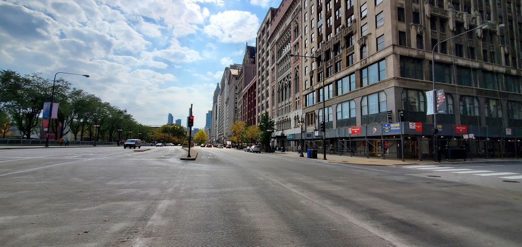 Starbucks | cafe | 8 Michigan Ave, Chicago, IL 60602, USA | 3127501454 OR +1 312-750-1454