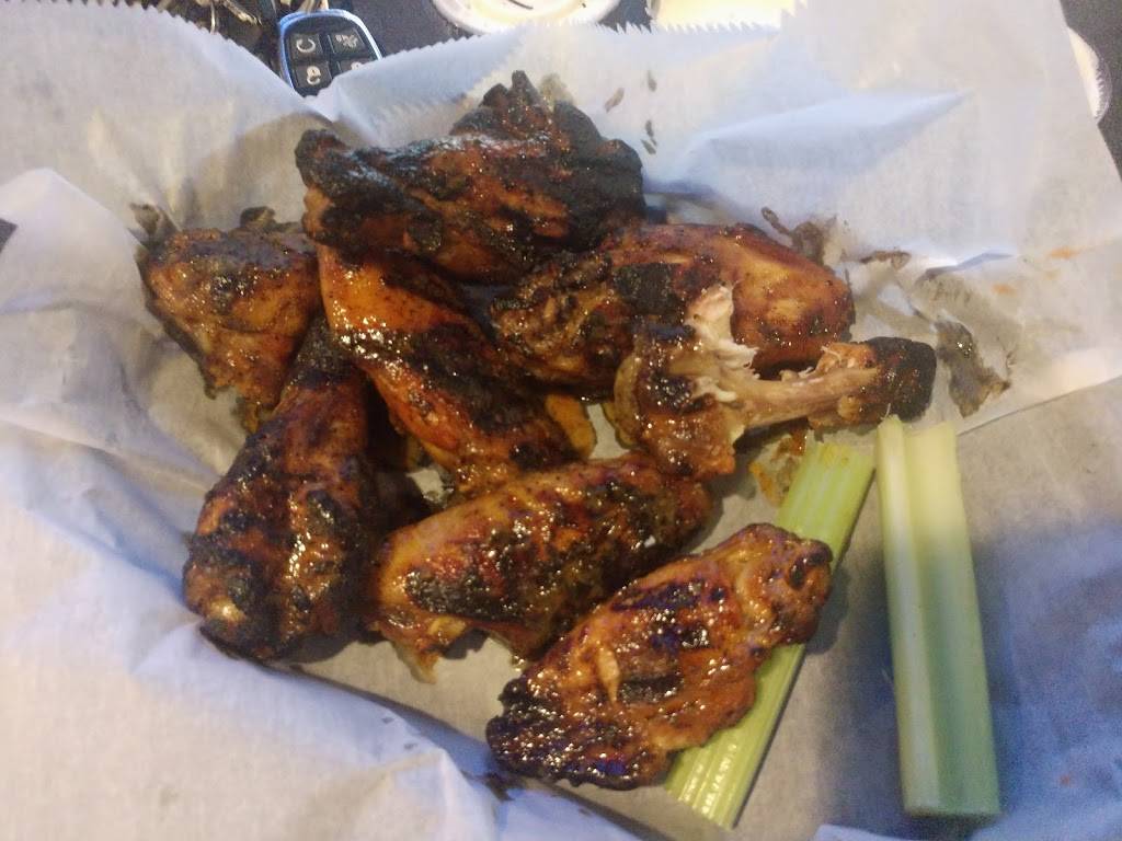 The Spot Bar & Grill | restaurant | 32456 Gratiot Ave, Roseville, MI 48066, USA | 5865418055 OR +1 586-541-8055