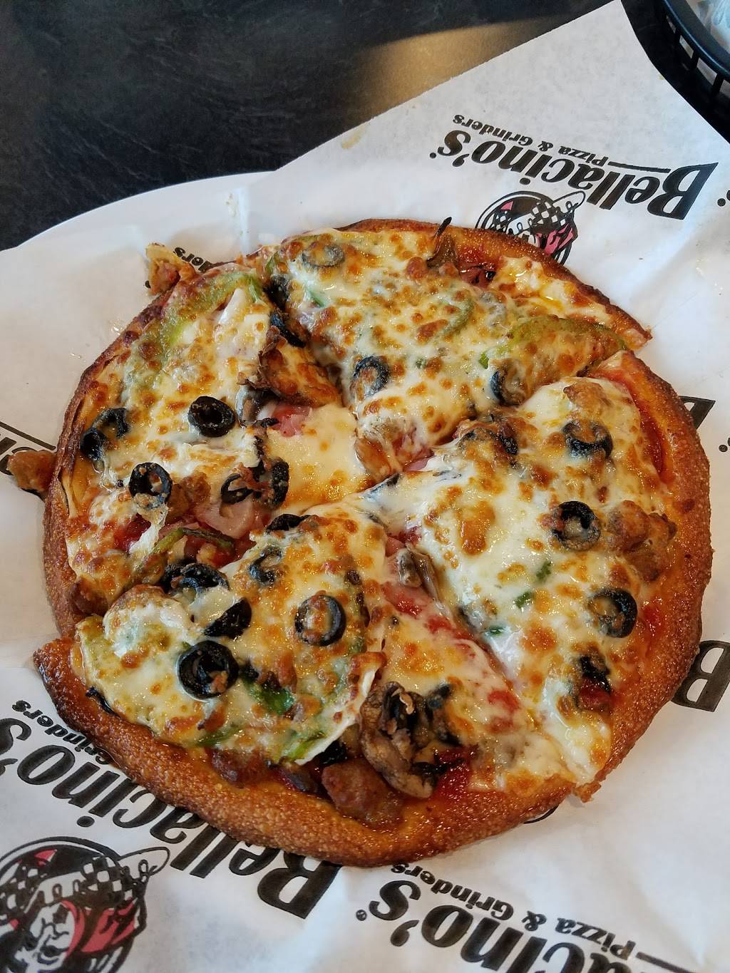 Bellacinos Pizza & Grinders | restaurant | 616 Bacons Bridge Rd, Summerville, SC 29485, USA | 8438711950 OR +1 843-871-1950