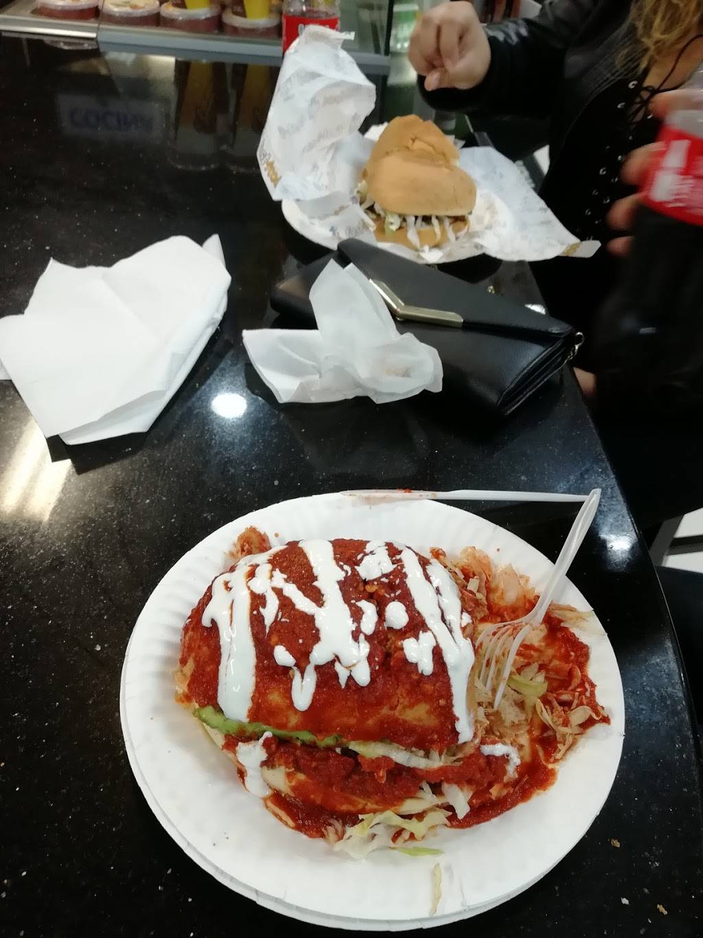 Subway | restaurant | Carretera Ensenada La Tijuana, Suite #501, Veracruz, 22705 Rosarito, B.C., Mexico | 016611000932 OR +52 661 100 0932