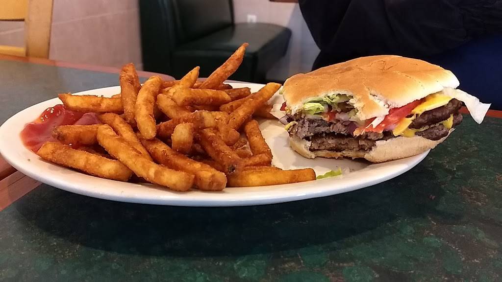 Moes Italian Restaurant | restaurant | 101 N Broad St, Kenbridge, VA 23944, USA | 4346766637 OR +1 434-676-6637