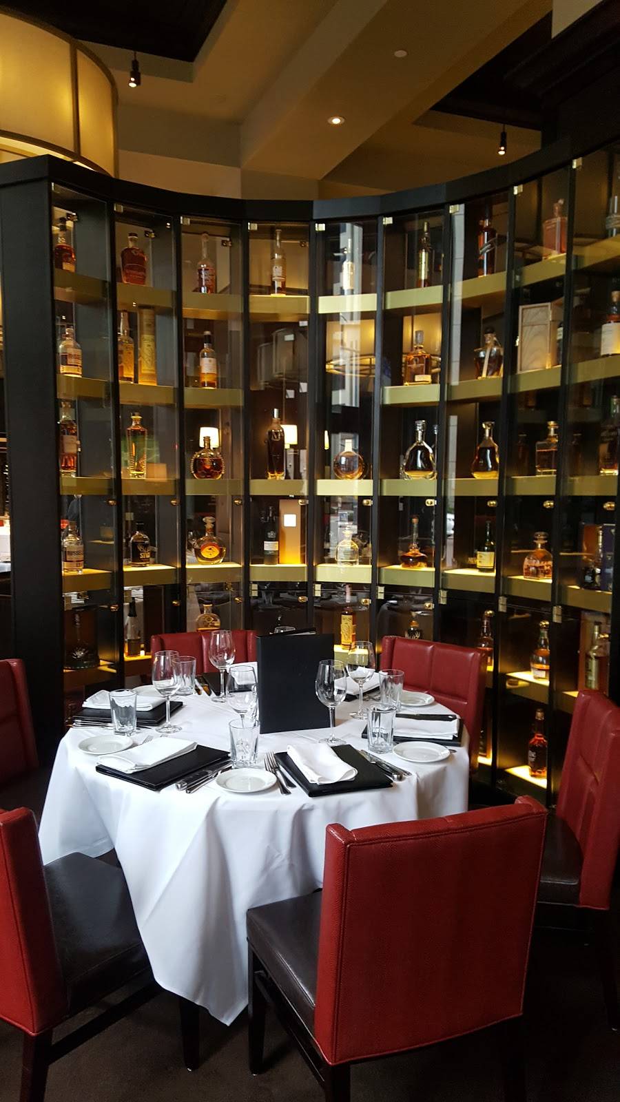 Giordanos | restaurant | 43 N Illinois St, Indianapolis, IN 46204, USA | 3172883415 OR +1 317-288-3415