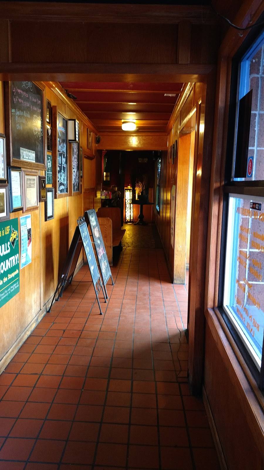 CDB Pizza & Italian Restaurant | restaurant | 5104 E Fowler Ave, Temple Terrace, FL 33617, USA | 8139851336 OR +1 813-985-1336