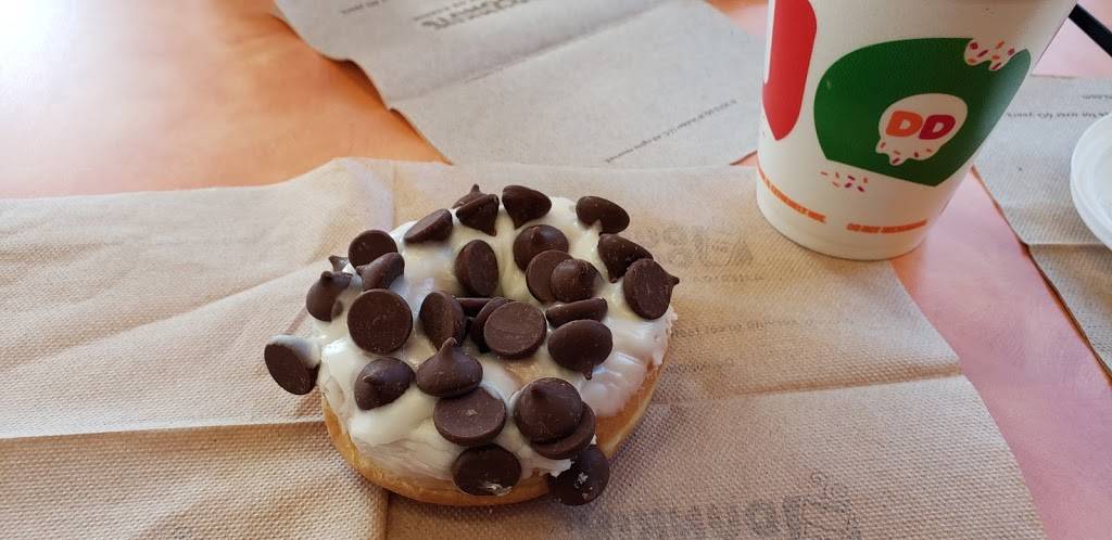 Dunkin | bakery | 263 Main St, Foxborough, MA 02035, USA | 5086989216 OR +1 508-698-9216