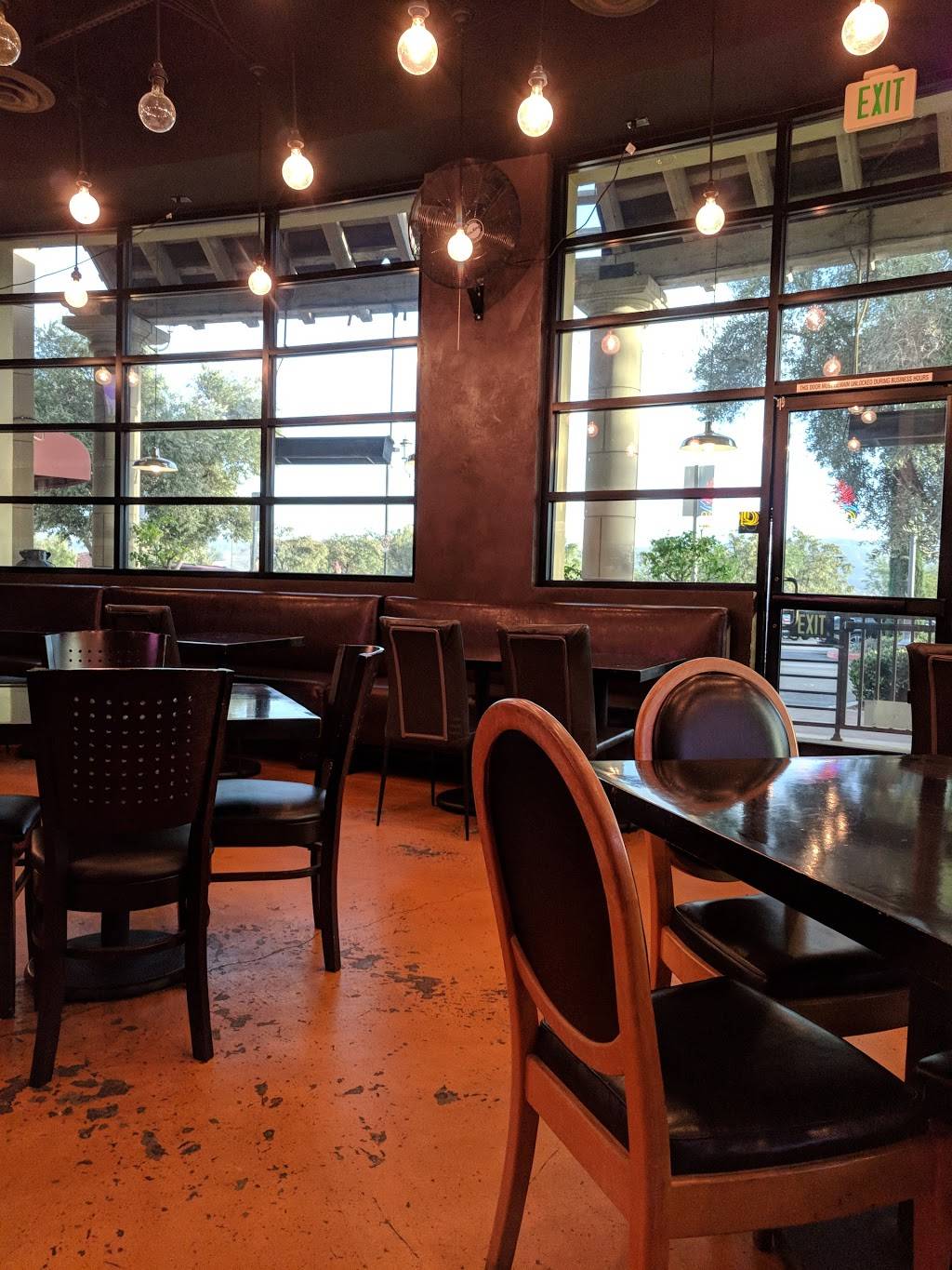 Coconut Crab | restaurant | 1555 Simi Town Center Way #770, Simi Valley, CA 93065, USA | 8053061255 OR +1 805-306-1255