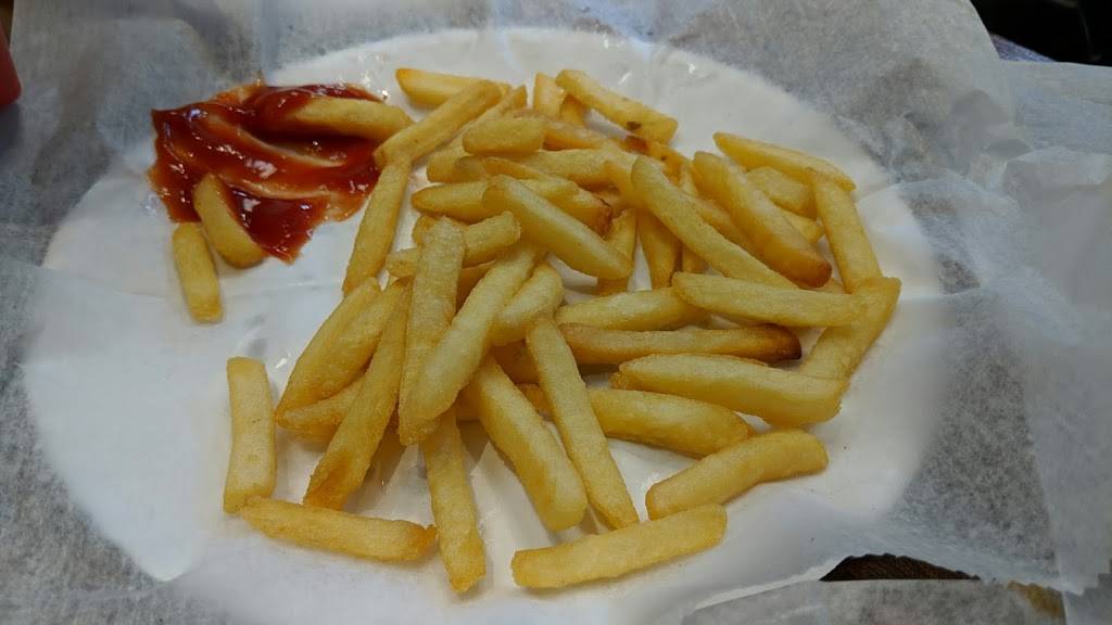 Theos Pizzeria and Grille | restaurant | 456 Boston Post Rd, Weston, MA 02493, USA | 7818931377 OR +1 781-893-1377