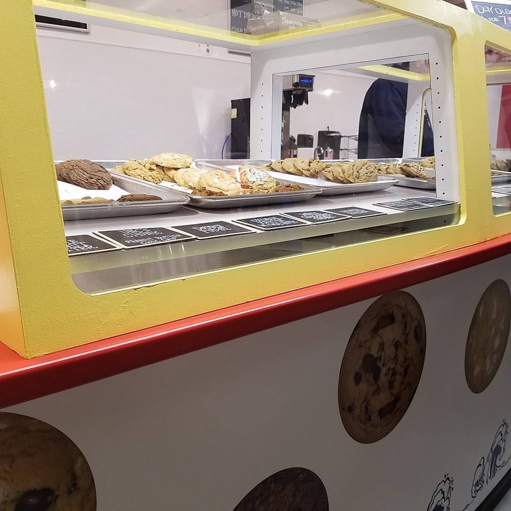 Uncle Biff’s Arizona | restaurant | 6239 N 7th St, Phoenix, AZ 85014, USA | 6028888990 OR +1 602-888-8990