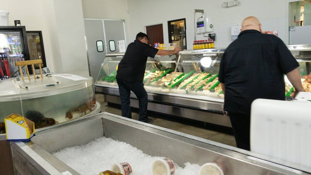 Lombardis Seafood Café | restaurant | 1888 W Fairbanks Ave, Winter Park, FL 32789, USA | 4076283474 OR +1 407-628-3474