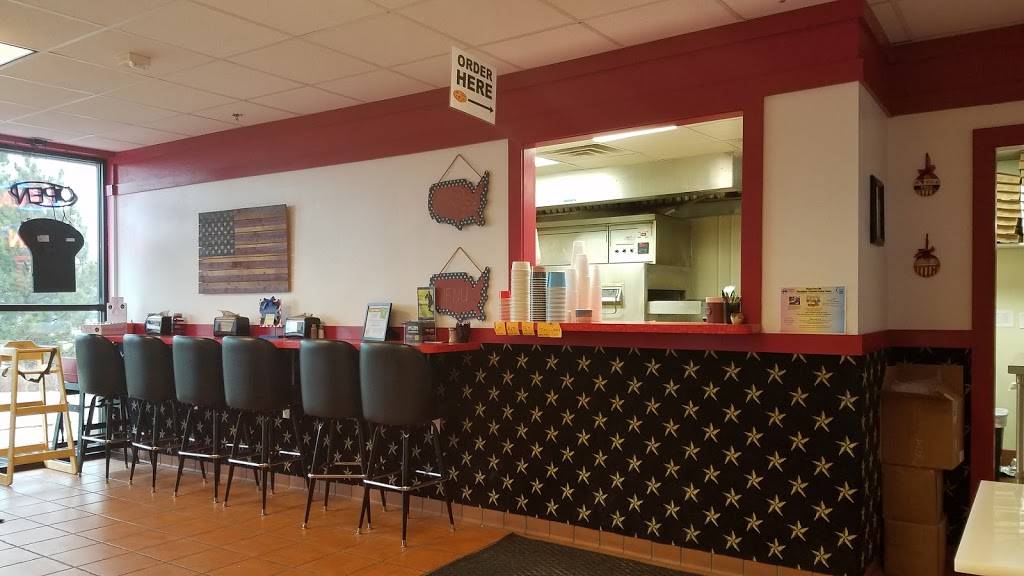 Spinners Pizza | restaurant | 2125 McComb Rd Suite 110, Stoughton, WI 53589, USA | 6082056438 OR +1 608-205-6438