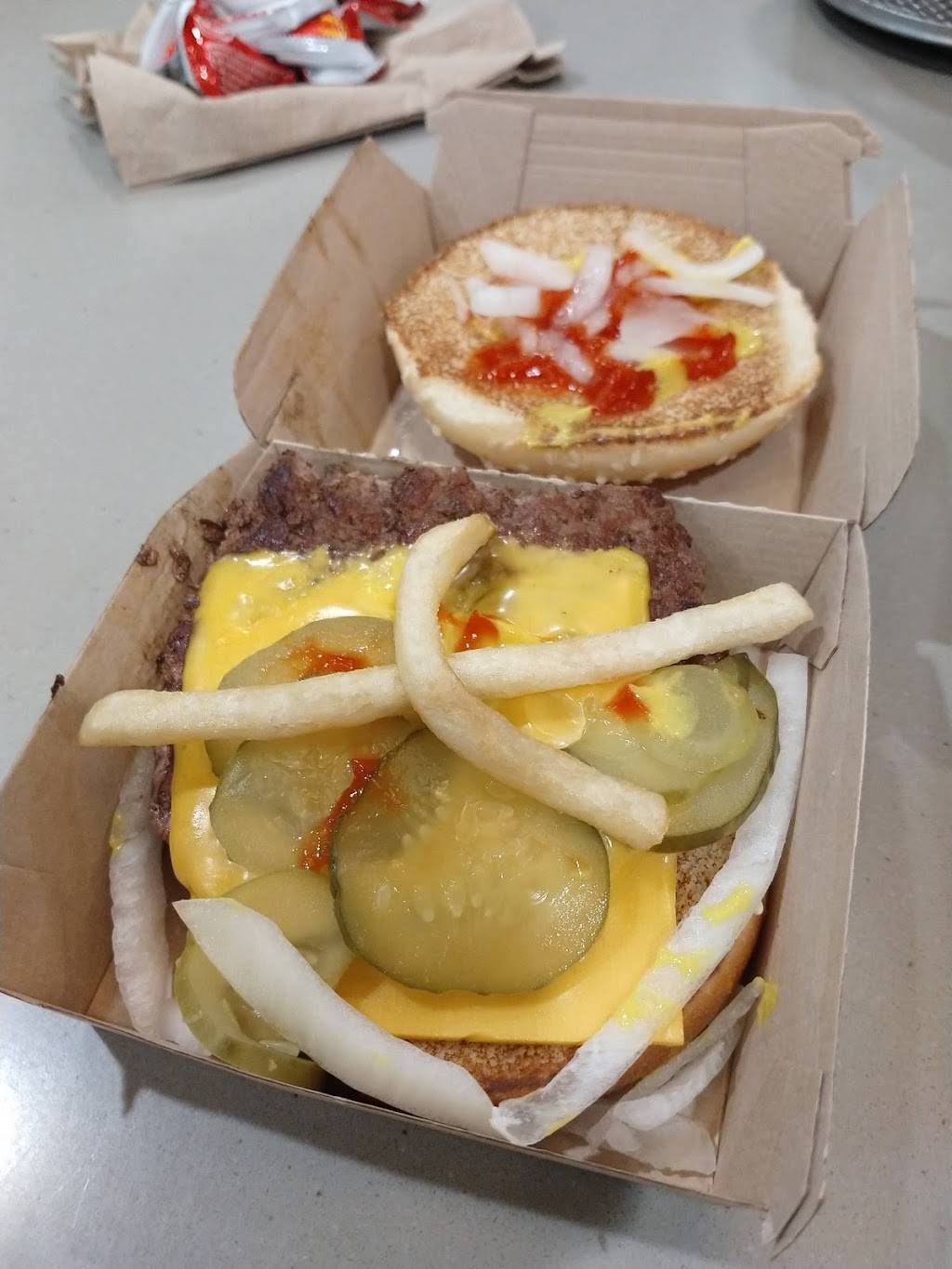 McDonalds | cafe | 14841 Snow Rd, Brook Park, OH 44142, USA | 2166764840 OR +1 216-676-4840