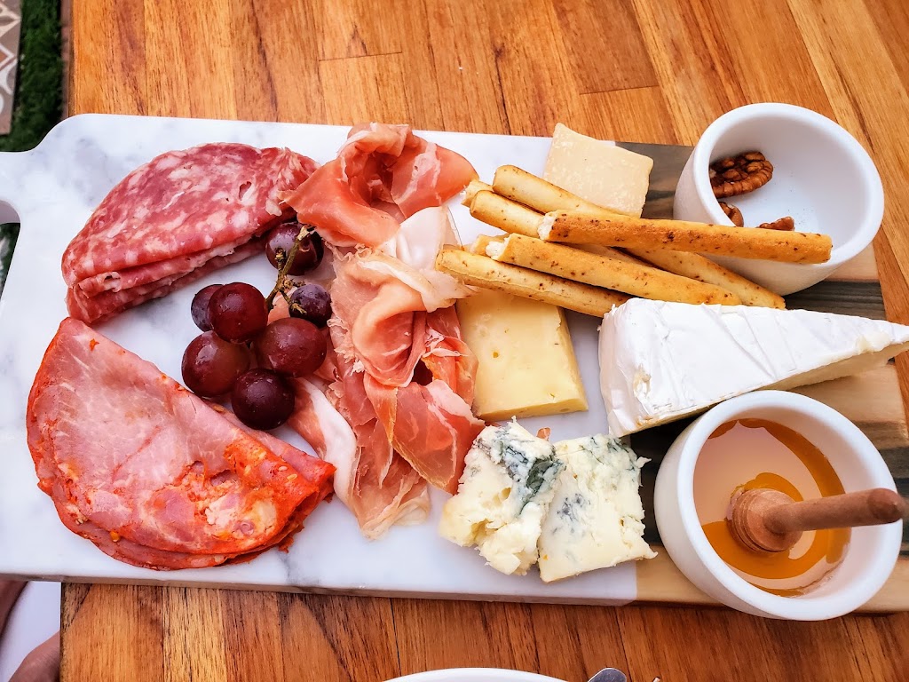 Wine Garden | restaurant | 608 Breakers Ave, Fort Lauderdale, FL 33304, USA | 9543022922 OR +1 954-302-2922