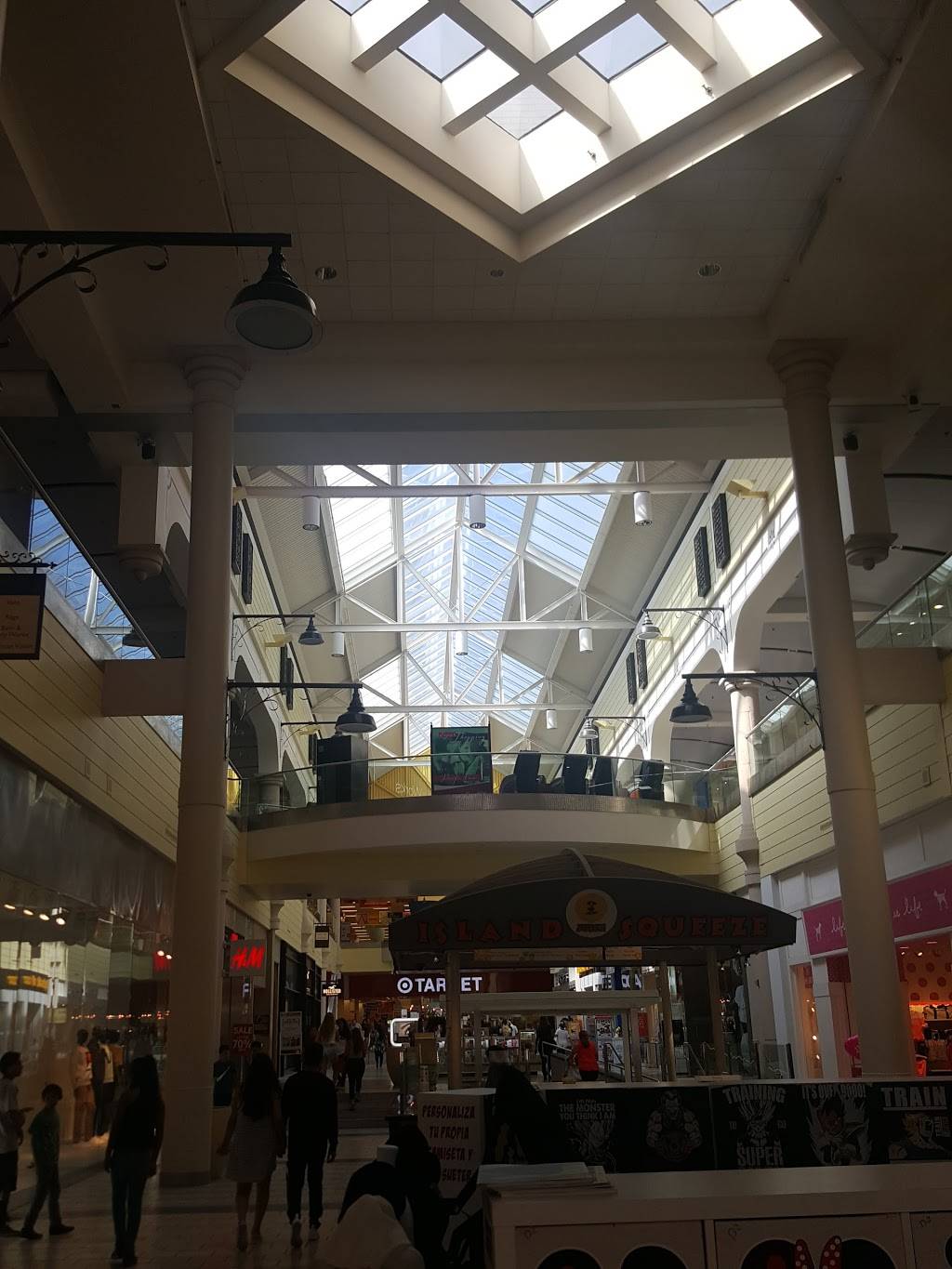 Pacific View | shopping mall | 3301 E Main St, Ventura, CA 93003, USA | 8056425530 OR +1 805-642-5530