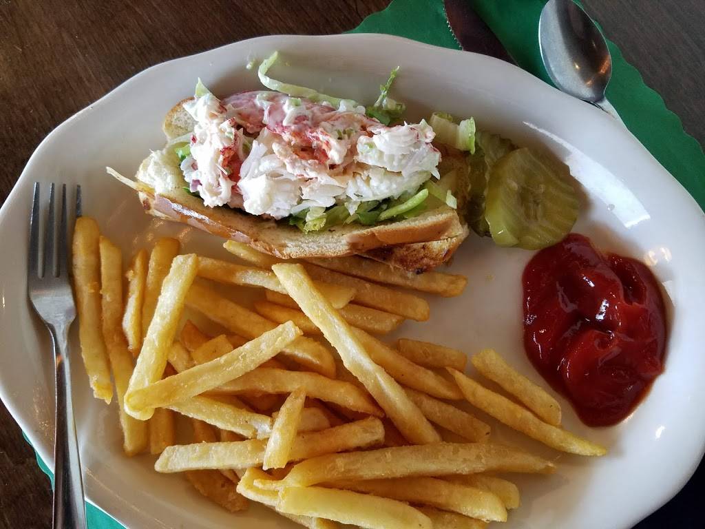 Duffys Diner | restaurant | 8 Knipe Rd, Haverhill, MA 01835, USA | 9788913656 OR +1 978-891-3656