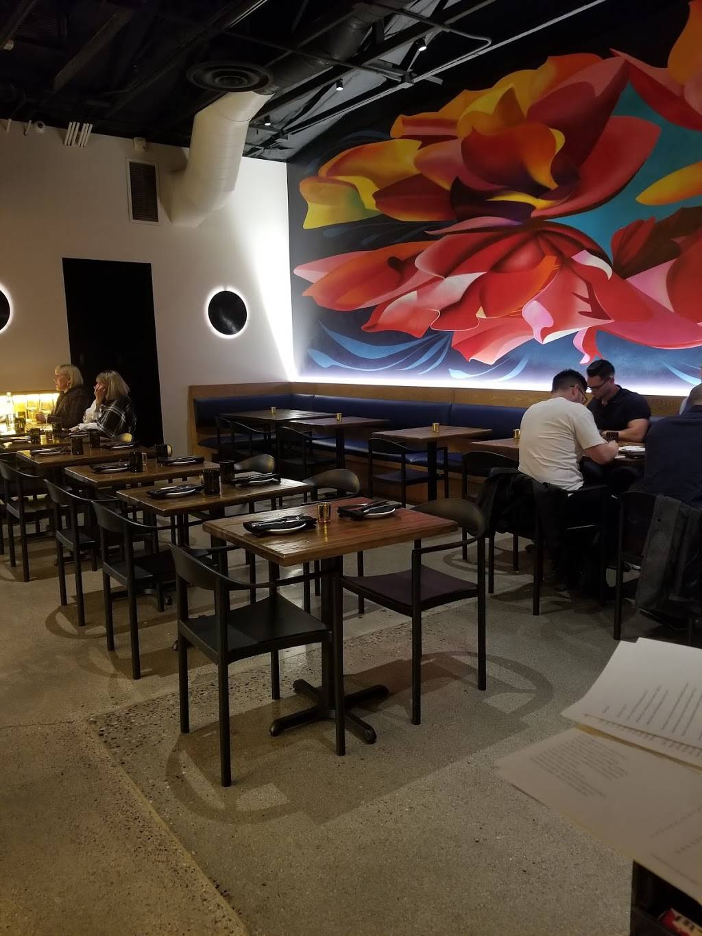 Vecina | restaurant | 3433 N 56th St, Phoenix, AZ 85018, USA | 6026752000 OR +1 602-675-2000