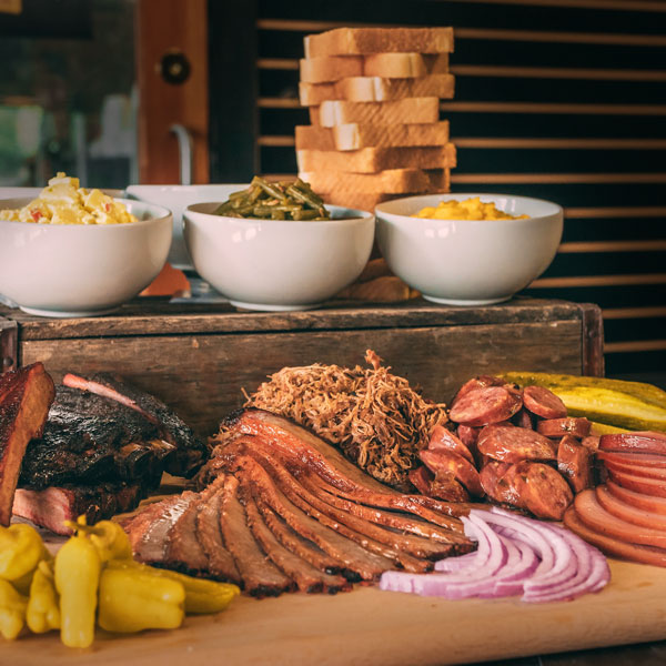 Billy Sims Barbecue | restaurant | 7358 W Rawson Ave, Franklin, WI 53132, USA | 4142358213 OR +1 414-235-8213