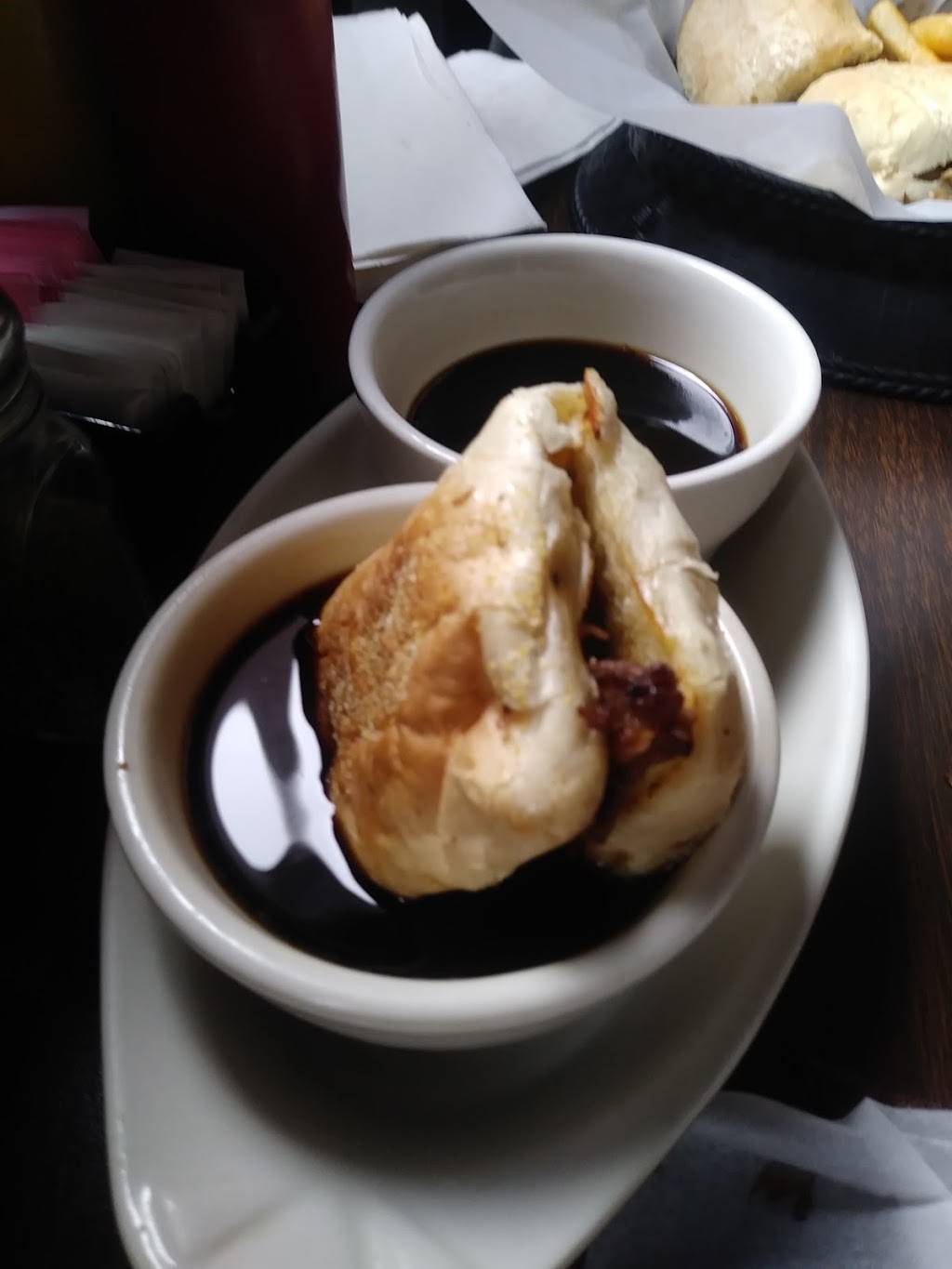 Schooners Peoria Heights | restaurant | 730 E War Memorial Dr, Peoria Heights, IL 61616, USA | 3096869895 OR +1 309-686-9895