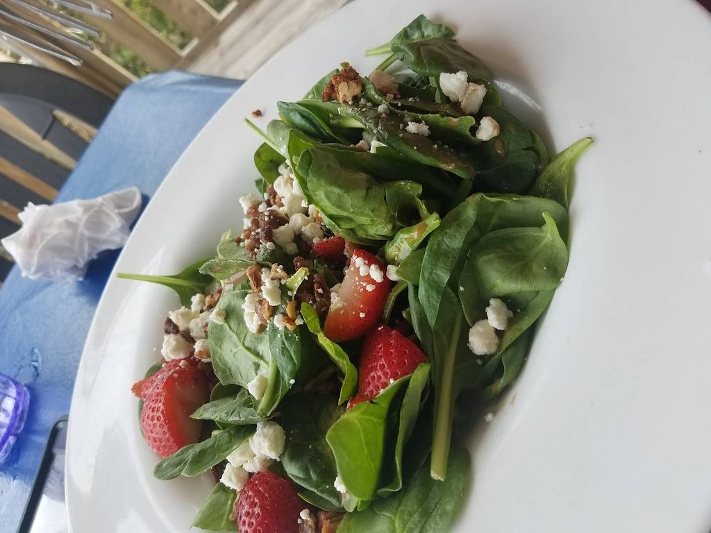 Kingfish Grill On the Water | restaurant | 252 Yacht Club Dr, St. Augustine, FL 32084, USA | 9048242111 OR +1 904-824-2111