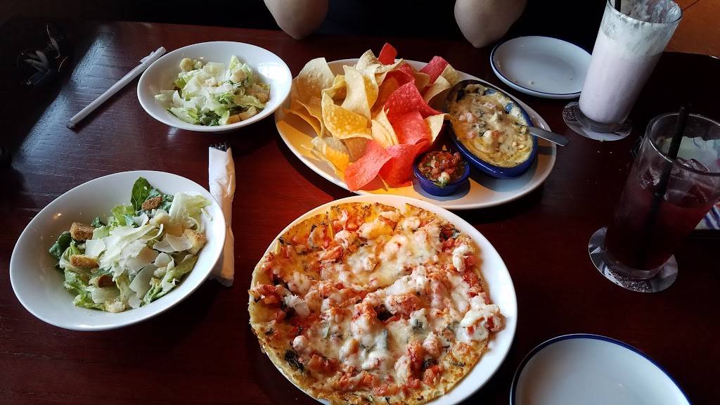 Red Lobster | restaurant | 8350 3rd St N, Oakdale, MN 55128, USA | 6512640151 OR +1 651-264-0151