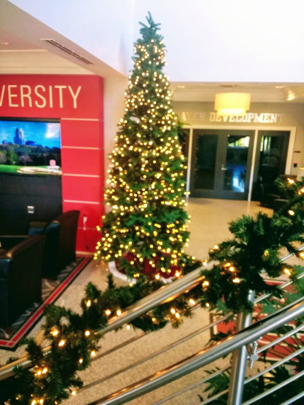 terrace dining room | restaurant | 5234, 1509 Main Campus Dr, Raleigh, NC 27606, USA | 9195154343 OR +1 919-515-4343