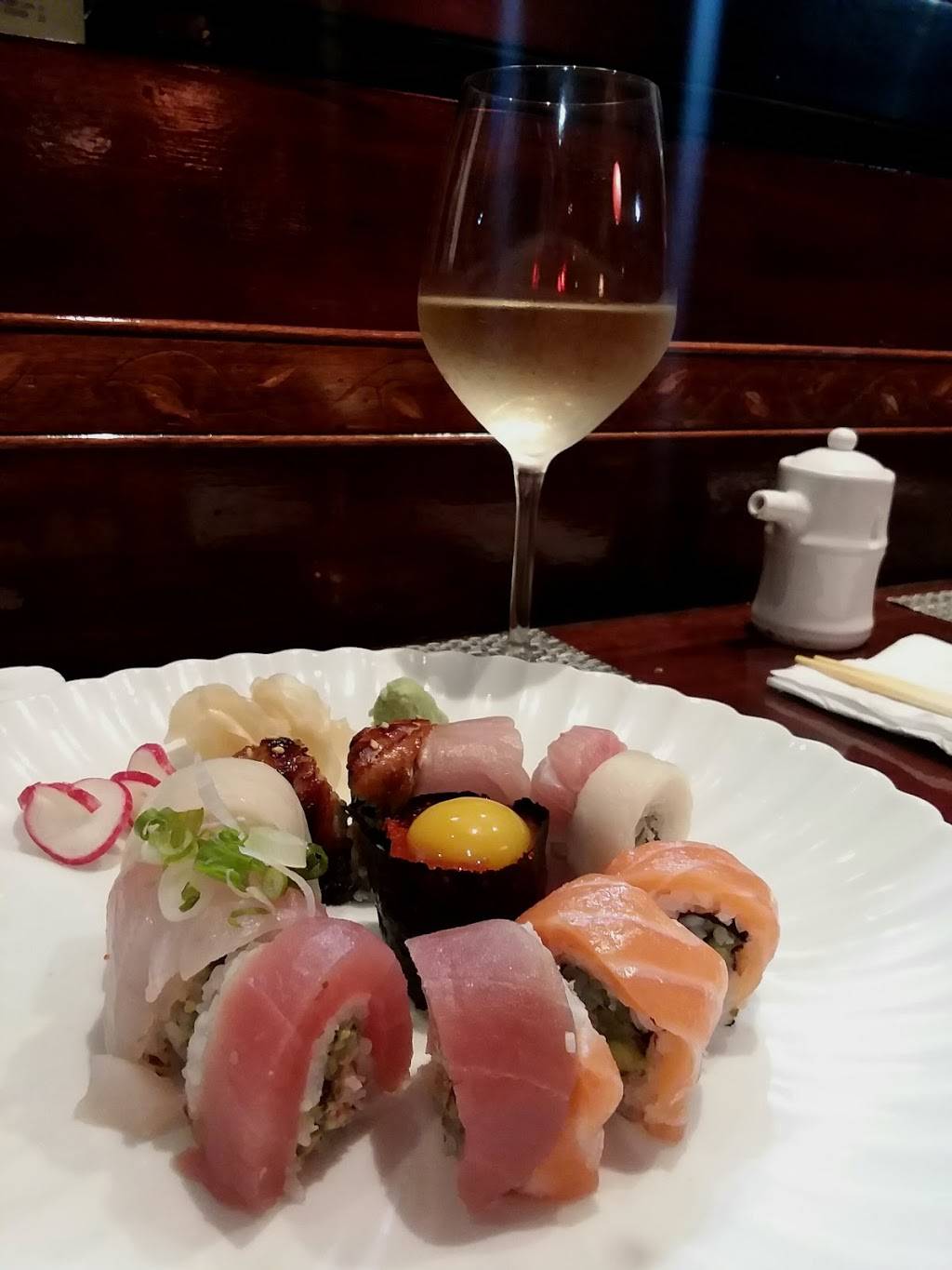 King of the Roll | restaurant | 675 Congress St, Portland, ME 04101, USA | 2078288880 OR +1 207-828-8880