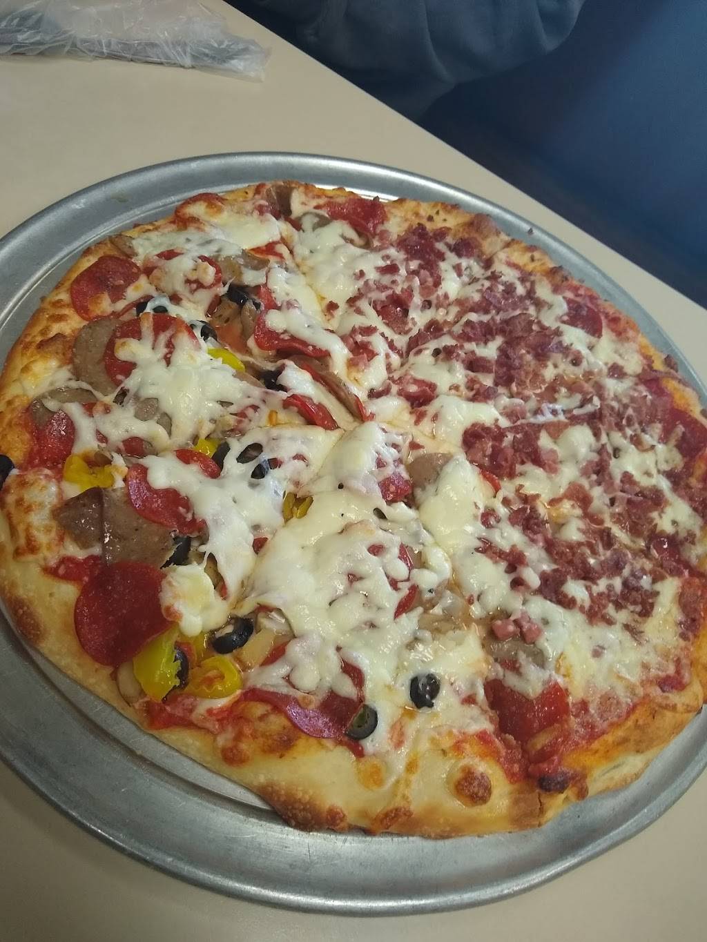 Angelos Pizzeria | restaurant | 2465 1211, Stafford Dr, Princeton, WV 24740, USA | 3044878924 OR +1 304-487-8924