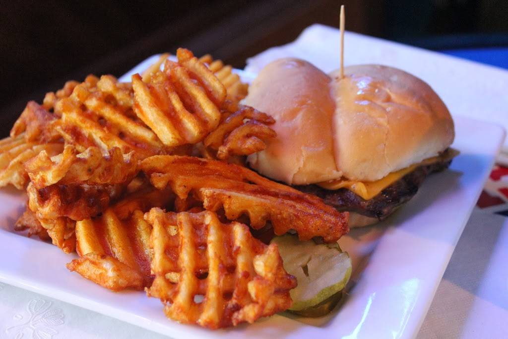 Stadium View Bar, Grill & Banquet | restaurant | 1963 Holmgren Way, Green Bay, WI 54304, USA | 9204981989 OR +1 920-498-1989